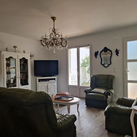 Maison De La Frandiere-98m2-6 Pers-3 Ch-2 Sdb-2 Wc-wi-fi-500 Metres De La *