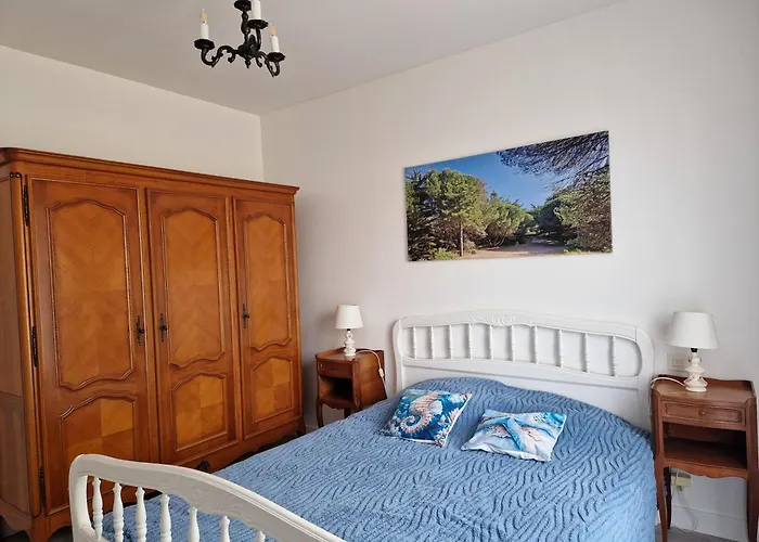 Prázdninový dům Maison De La Frandiere-98m2-6 Pers-3 Ch-2 Sdb-2 Wc-wi-fi-500 Metres De La