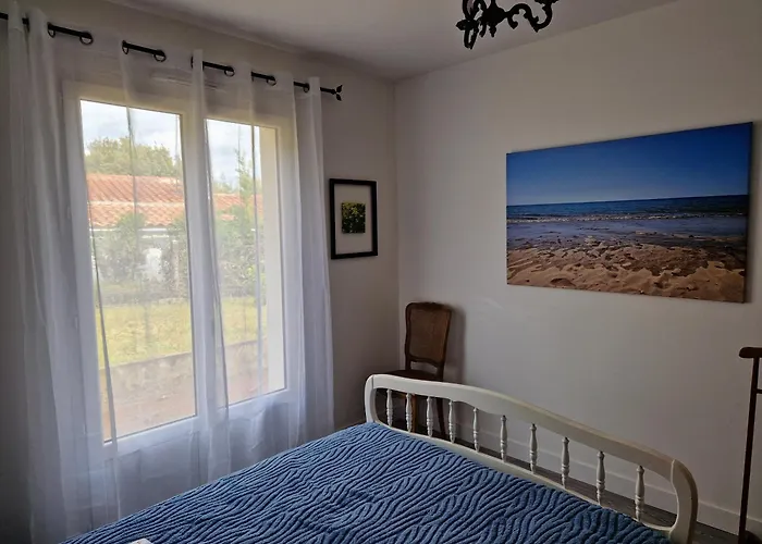 Prázdninový dům Maison De La Frandiere-98m2-6 Pers-3 Ch-2 Sdb-2 Wc-wi-fi-500 Metres De La